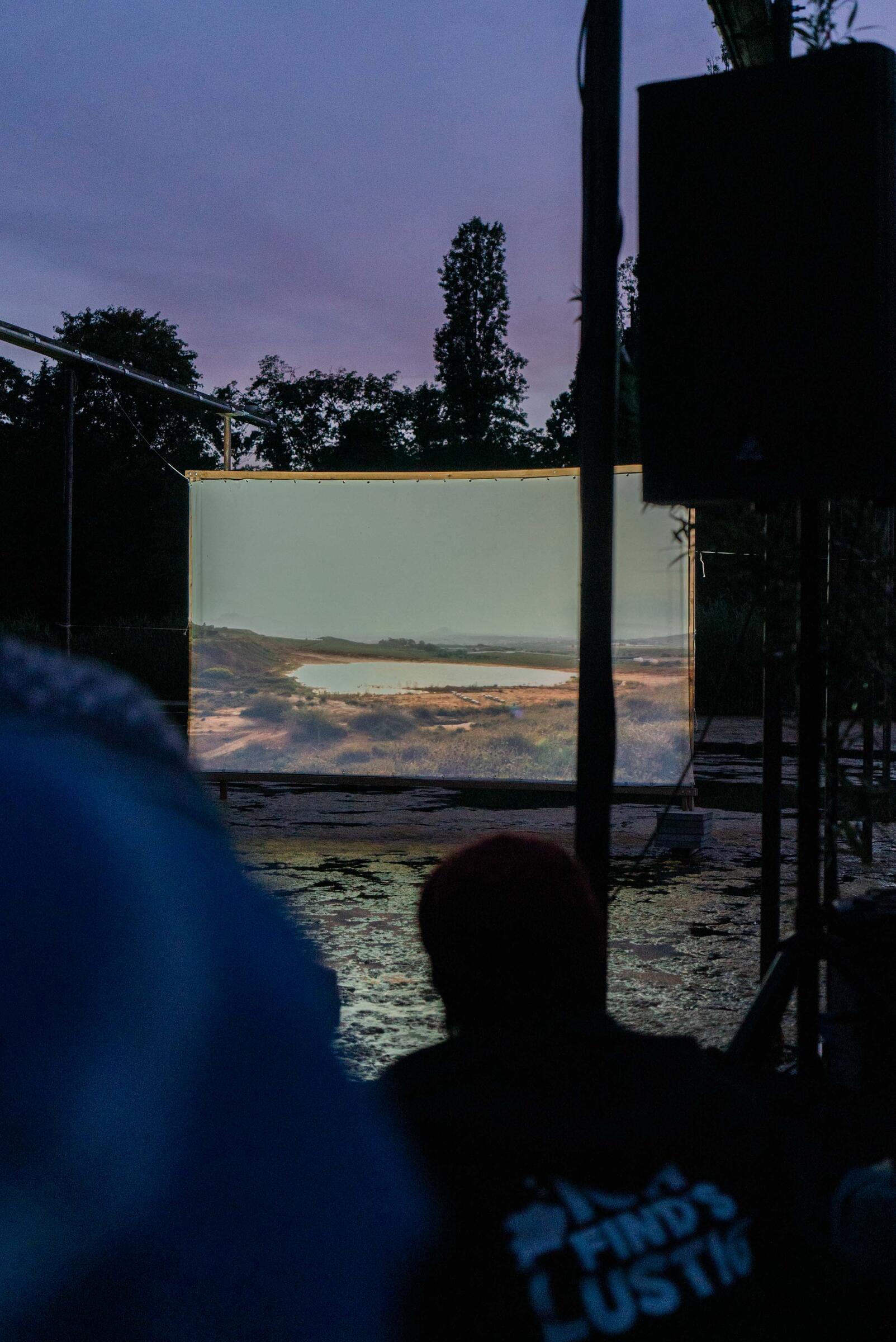 On the night from Friday to Saturday, projections… for a programme centred on water and rivers…