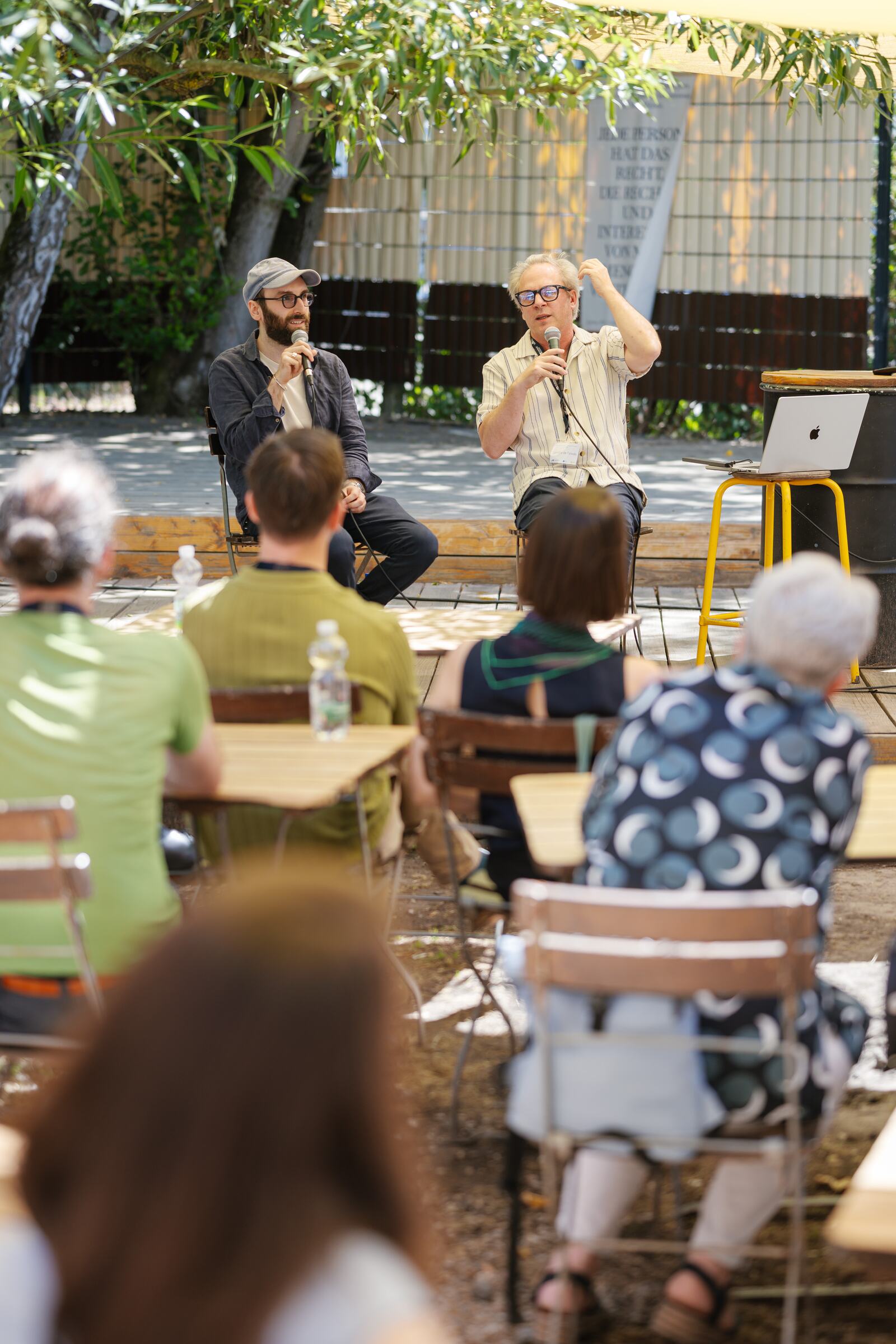 Throughout the day: workshops, experiments and discussions…